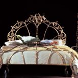 Bronzen bed Trancoso